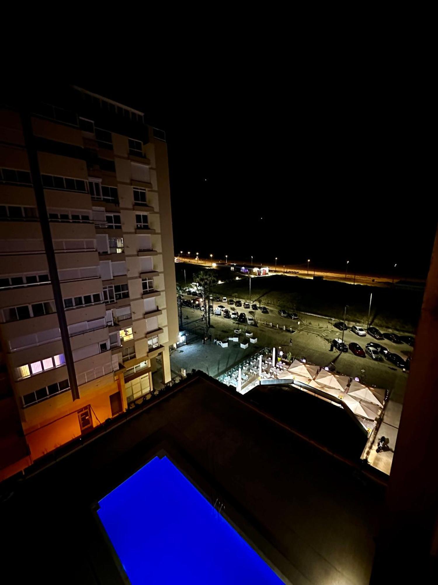 Front Beach Costa Caparica Lisbon Costa de Caparica Zewnętrze zdjęcie